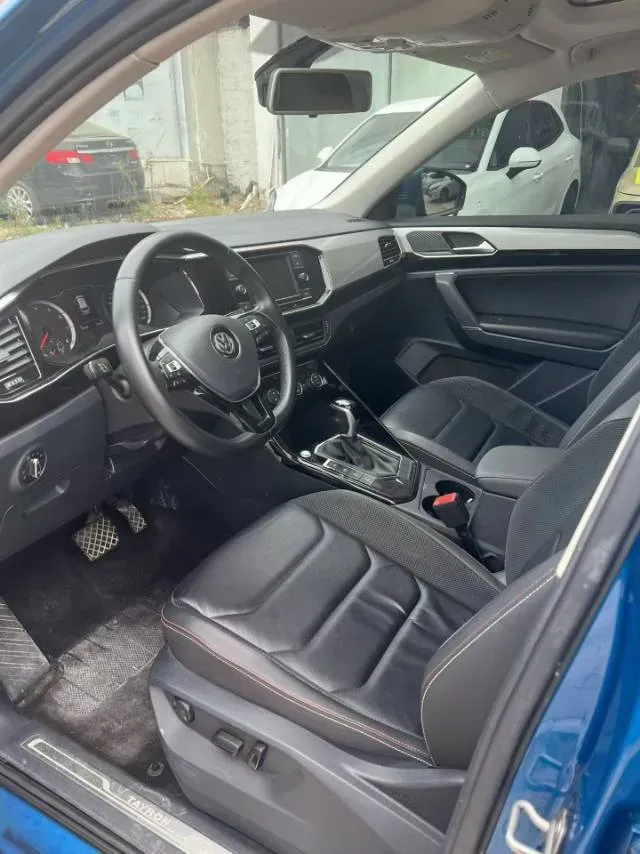 2019 Jeep Cherokee 2.0T 234HP L4 9AT,autocango,china used car exporter,china ev exporter,chinese used car exporter,chinese used ev exporter