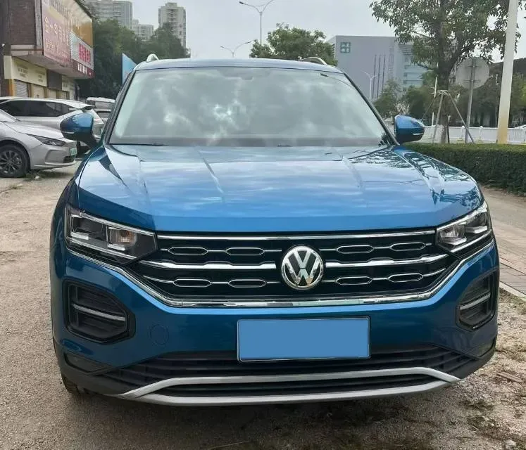 2019 Jeep Cherokee 2.0T 234HP L4 9AT,autocango,china used car exporter,china ev exporter,chinese used car exporter,chinese used ev exporter