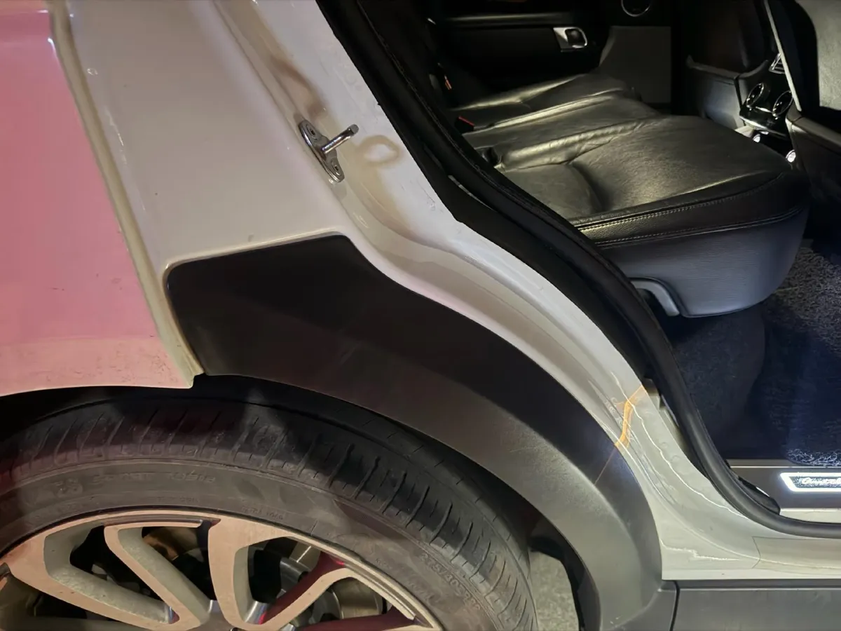 2018 Land Rover Range Rover Evoque 2.0T 241HP L4 9AT,autocango,china used car exporter,china ev exporter,chinese used car exporter,chinese used ev exporter