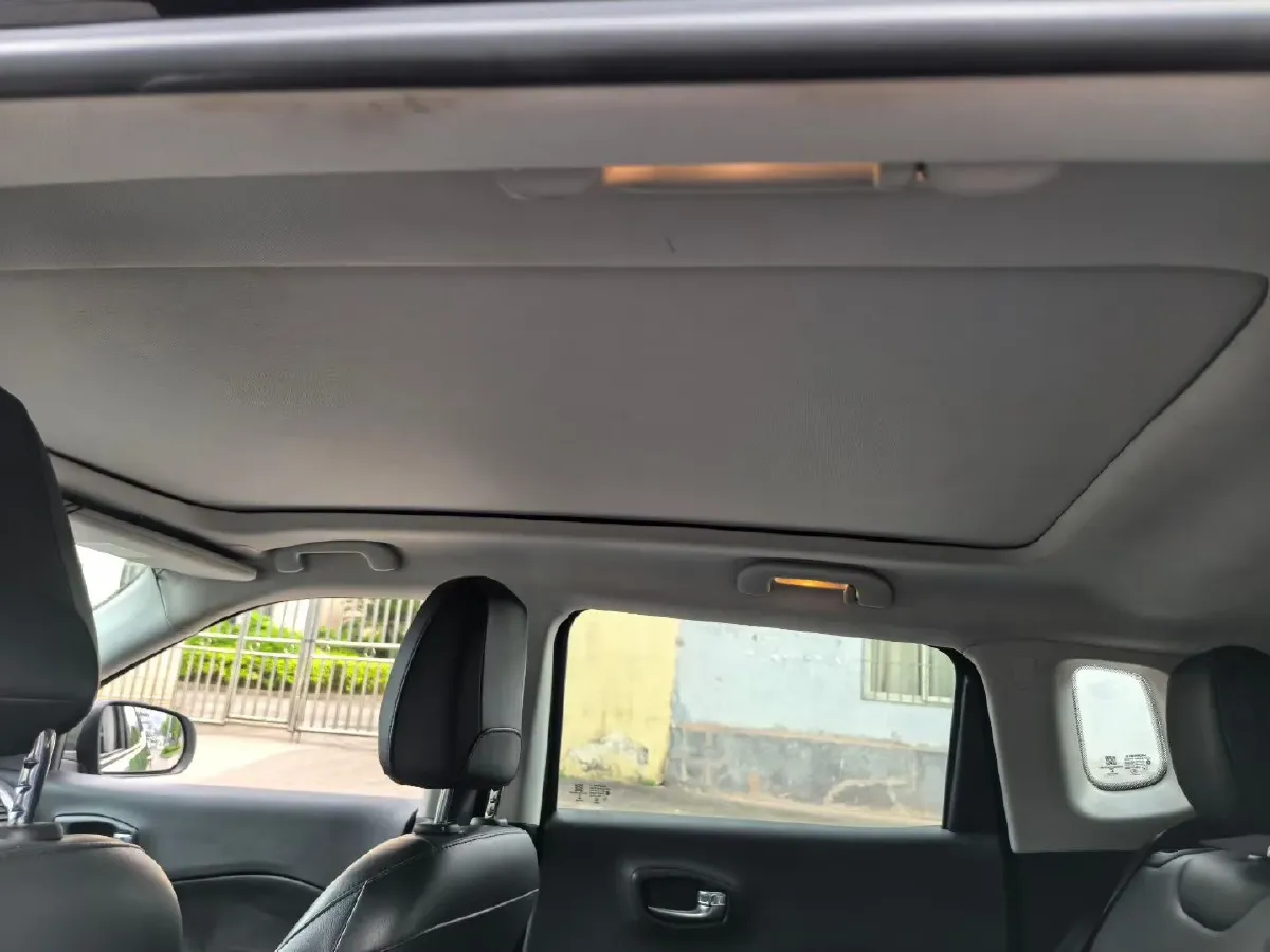 2017 Jeep Compass 1.4T 165HP L4 7DCT,autocango,china used car exporter,china ev exporter,chinese used car exporter,chinese used ev exporter