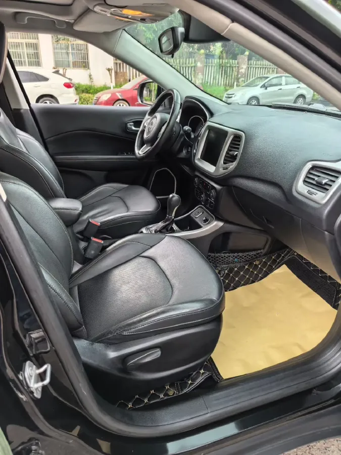 2017 Jeep Compass 1.4T 165HP L4 7DCT,autocango,china used car exporter,china ev exporter,chinese used car exporter,chinese used ev exporter