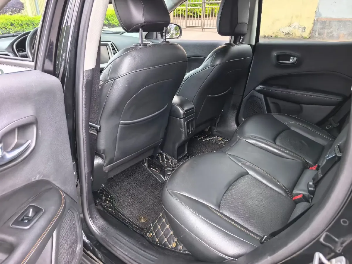 2017 Jeep Compass 1.4T 165HP L4 7DCT,autocango,china used car exporter,china ev exporter,chinese used car exporter,chinese used ev exporter