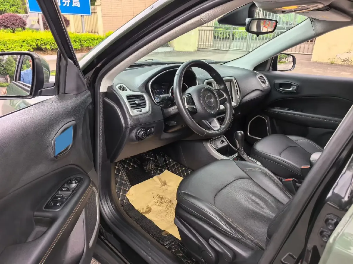 2017 Jeep Compass 1.4T 165HP L4 7DCT,autocango,china used car exporter,china ev exporter,chinese used car exporter,chinese used ev exporter