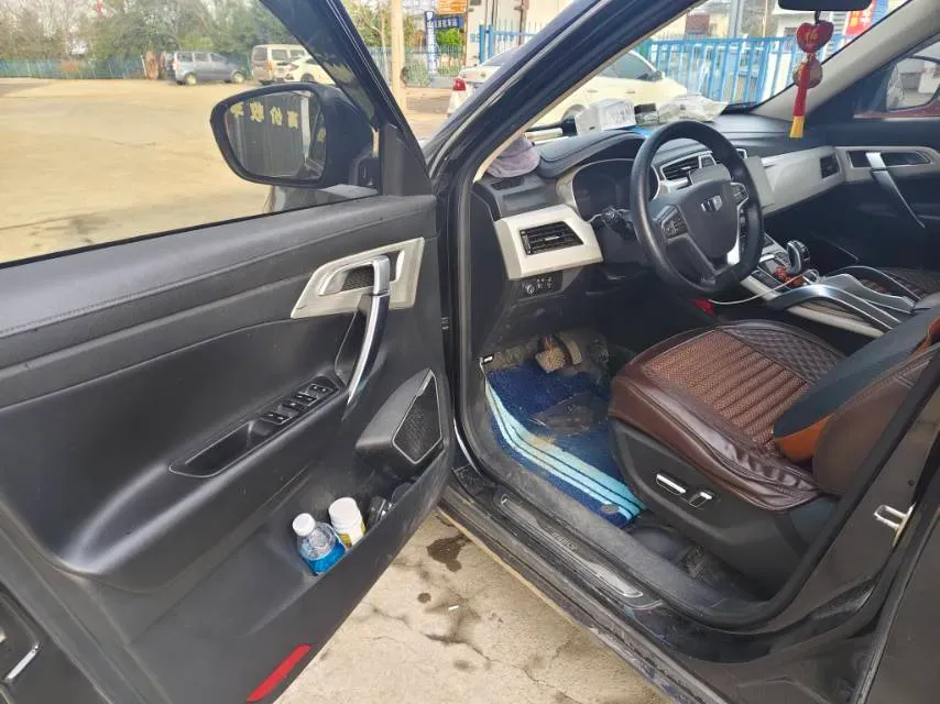 2020 Roewe i6 1.5T 169HP L4 7DCT,autocango,china used car exporter,china ev exporter,chinese used car exporter,chinese used ev exporter