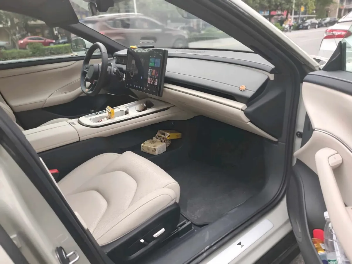 2024 MI SU7 BEV 73.6KWH,autocango,china used car exporter,china ev exporter,chinese used car exporter,chinese used ev exporter