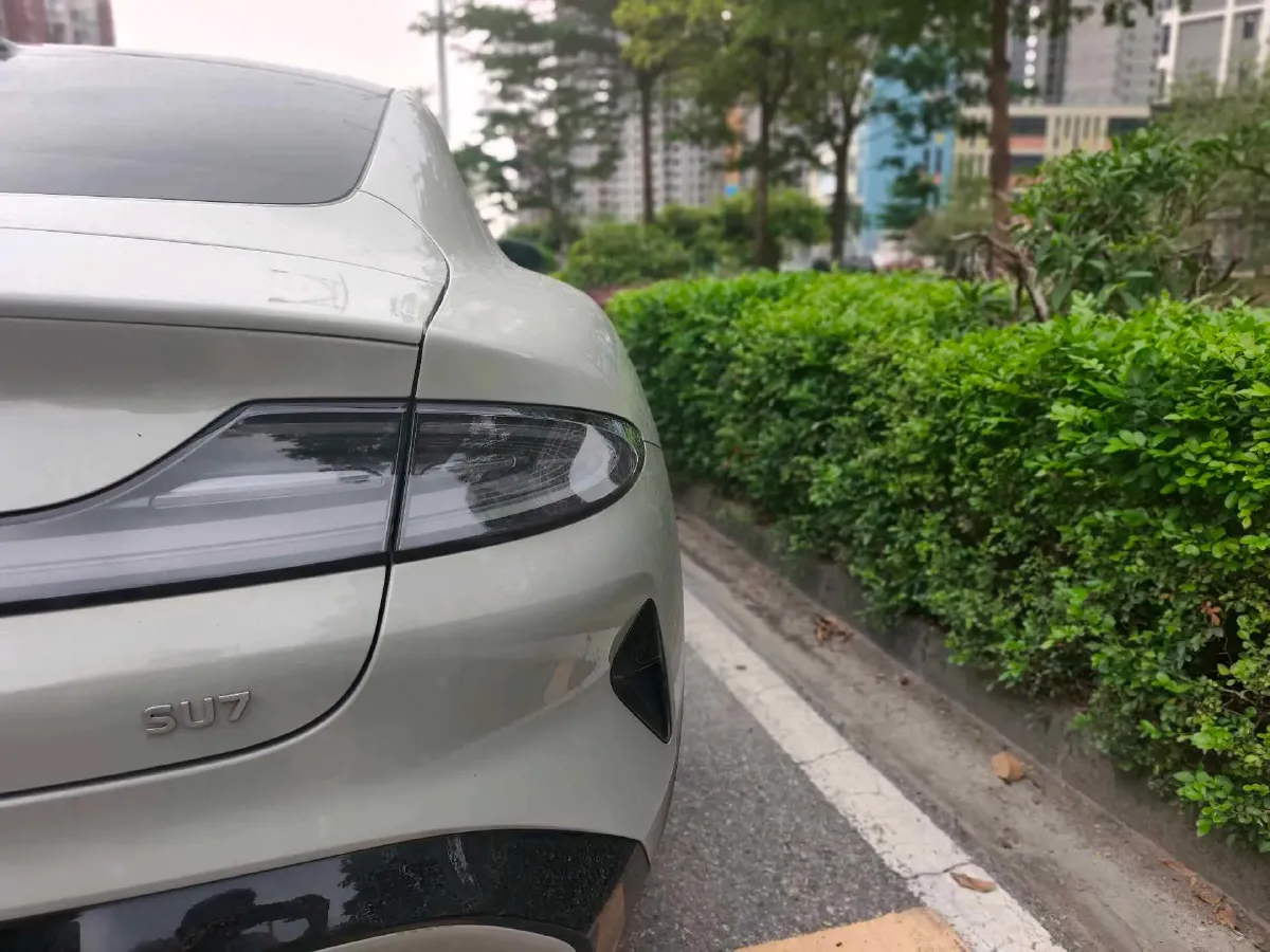 2024 MI SU7 BEV 73.6KWH,autocango,china used car exporter,china ev exporter,chinese used car exporter,chinese used ev exporter