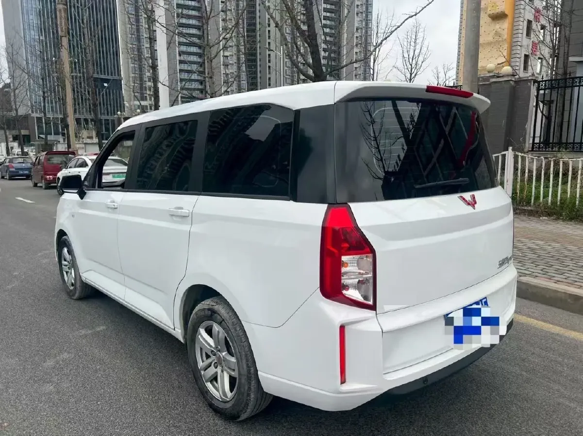 2019 WuLing HongGuang Plus 1.5T 147HP L4 6MT,autocango,china used car exporter,china ev exporter,chinese used car exporter,chinese used ev exporter