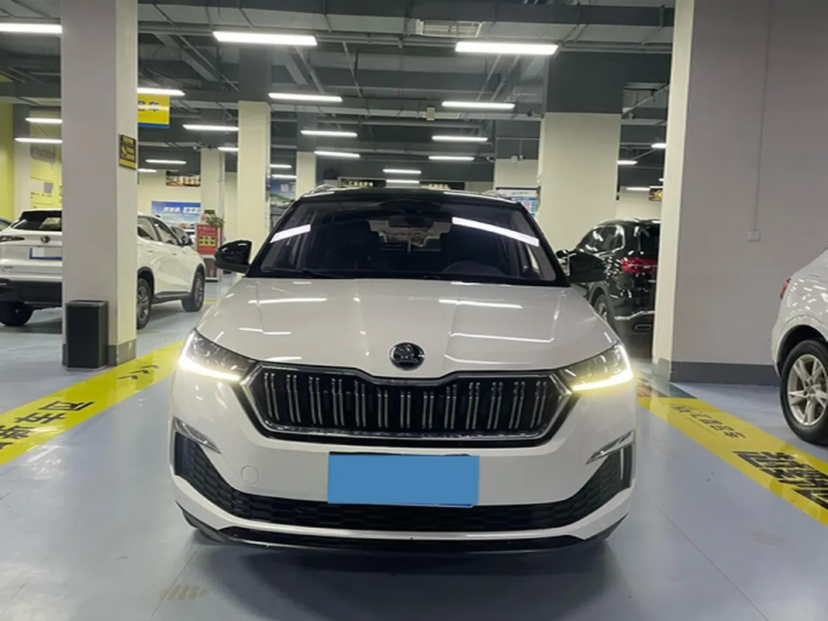 2020 Skoda Karoq 1.4T 150HP L4 7DCT,autocango,china used car exporter,china ev exporter,chinese used car exporter,chinese used ev exporter