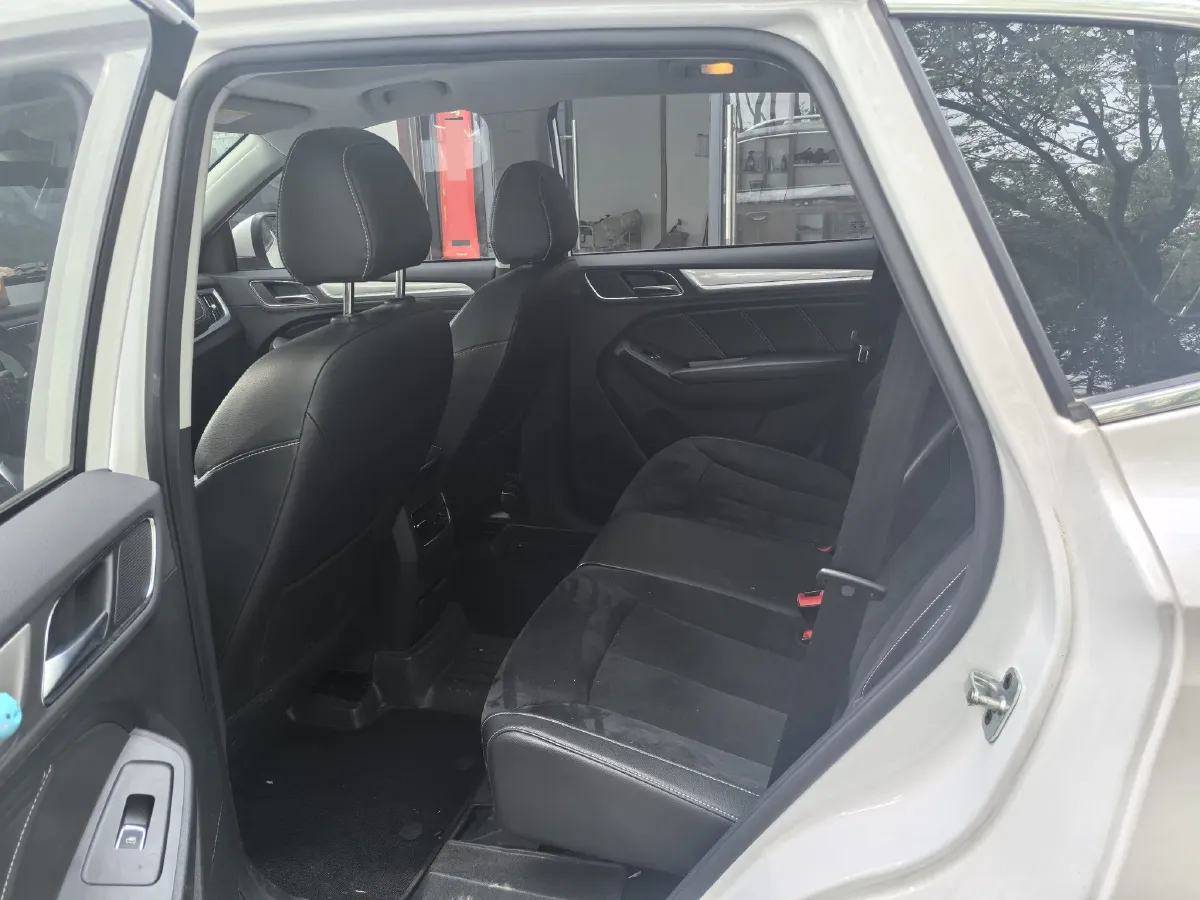 2017 Roewe RX5 1.5T 169HP L4 2AT PHEV 12KWH,autocango,china used car exporter,china ev exporter,chinese used car exporter,chinese used ev exporter