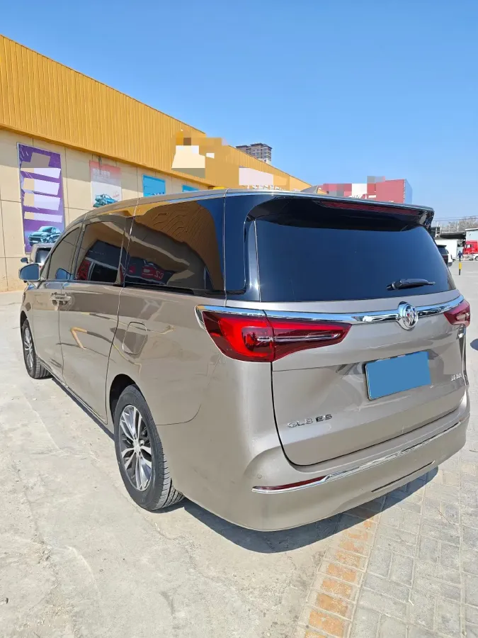 2023 Buick GL8 2.0T 237HP L4 9AT,autocango,china used car exporter,china ev exporter,chinese used car exporter,chinese used ev exporter
