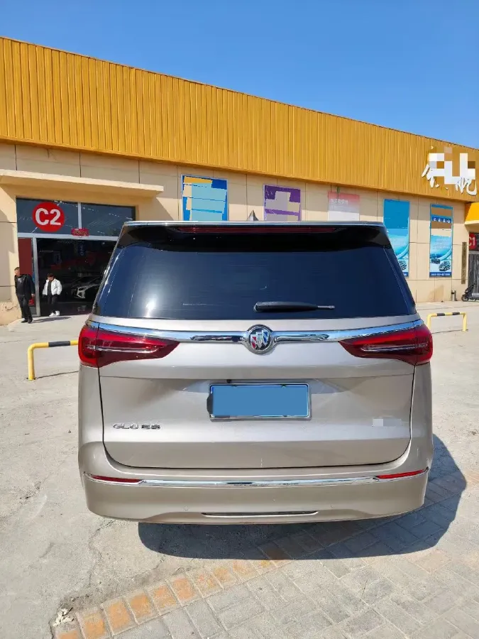 2023 Buick GL8 2.0T 237HP L4 9AT,autocango,china used car exporter,china ev exporter,chinese used car exporter,chinese used ev exporter