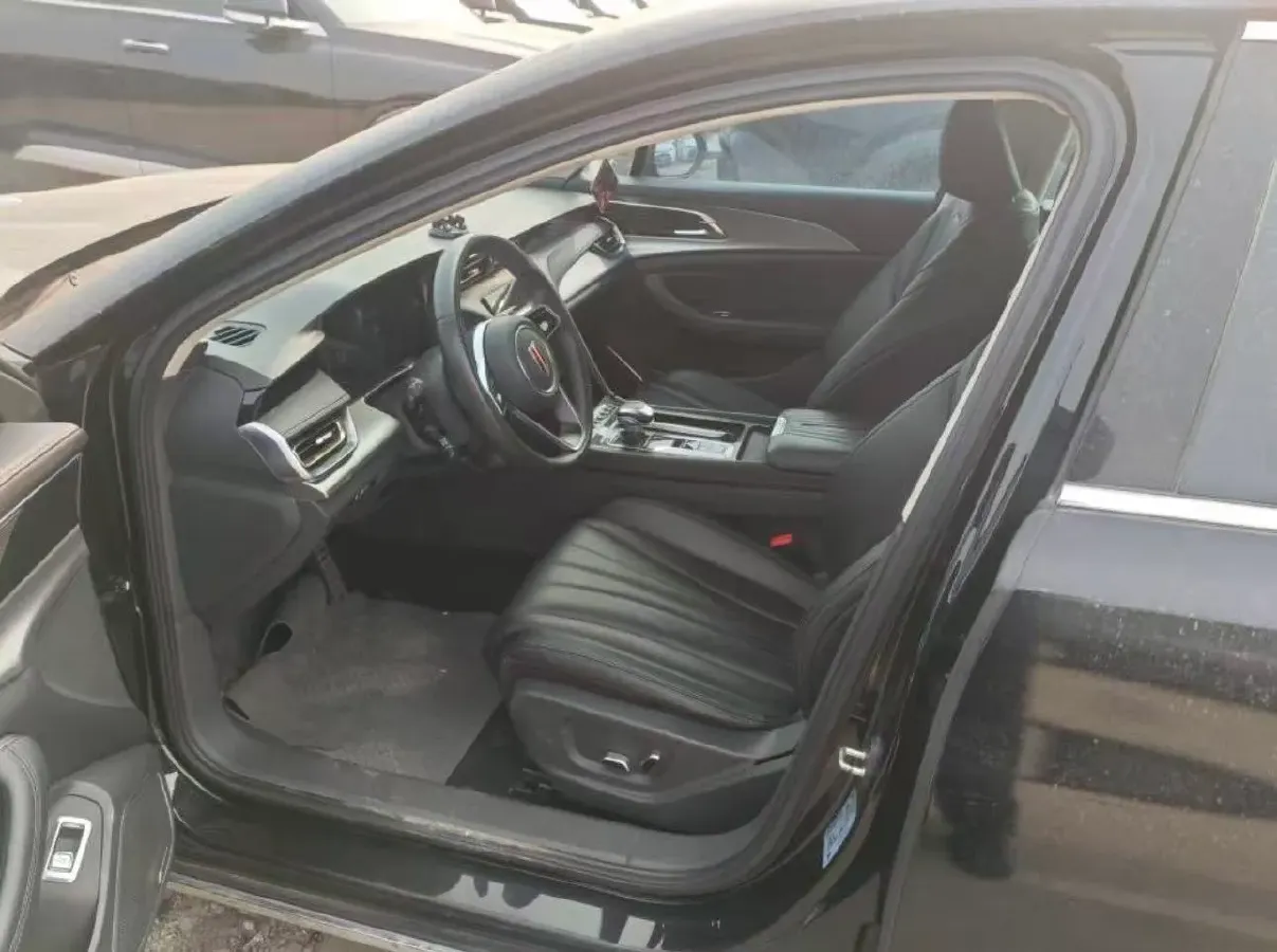 2023 HongQi H5 1.5T 169HP L4 7DCT,autocango,china used car exporter,china ev exporter,chinese used car exporter,chinese used ev exporter