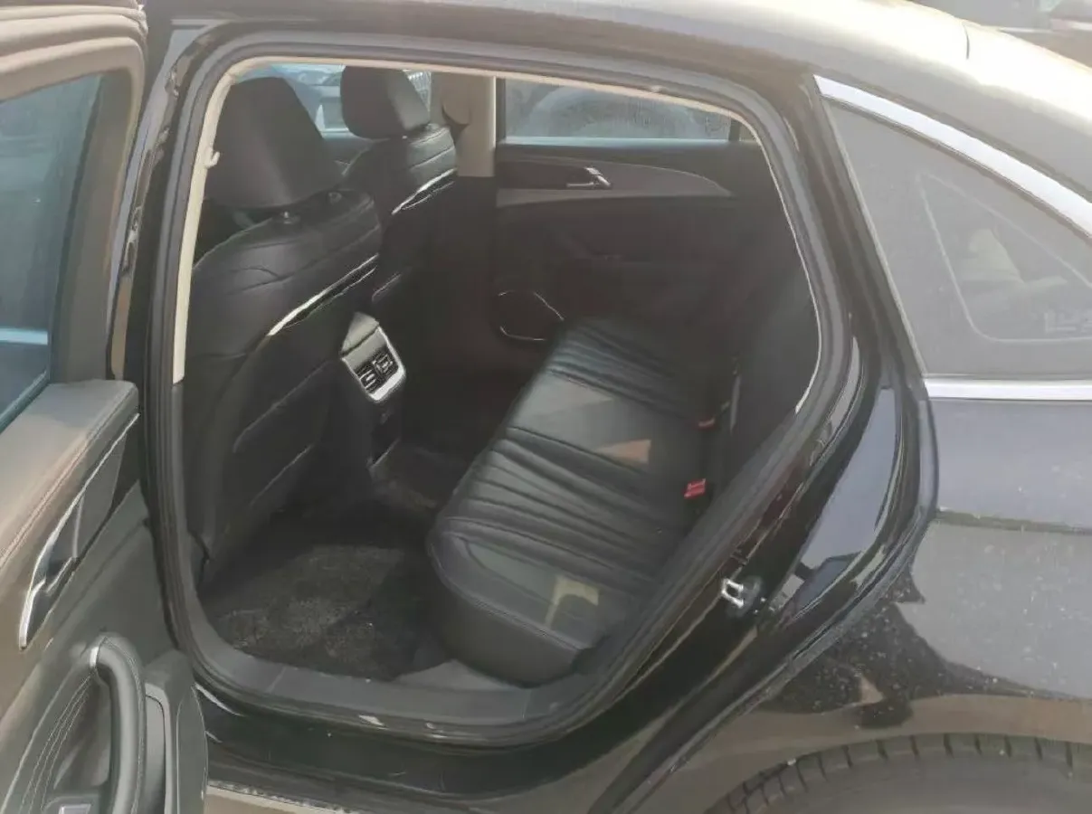 2023 HongQi H5 1.5T 169HP L4 7DCT,autocango,china used car exporter,china ev exporter,chinese used car exporter,chinese used ev exporter