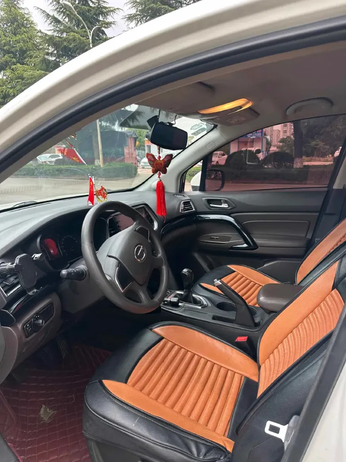 2018 GAC Trumpchi GS4 1.3T 137HP L4 5MT,autocango,china used car exporter,china ev exporter,chinese used car exporter,chinese used ev exporter