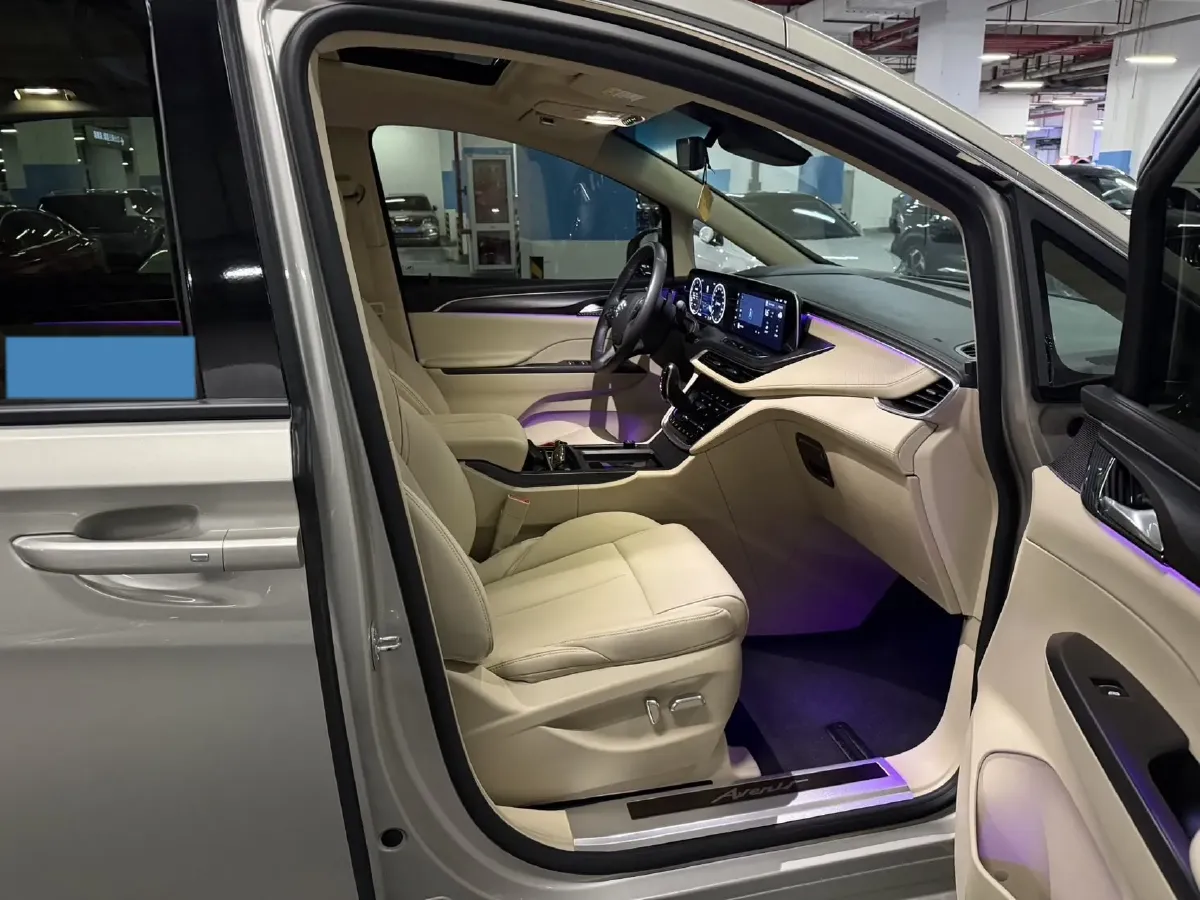 2022 Buick GL8 2.0T 237HP L4 9AT,autocango,china used car exporter,china ev exporter,chinese used car exporter,chinese used ev exporter