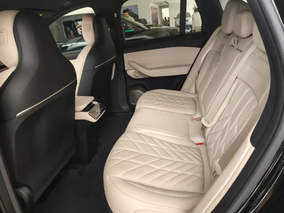 2025 Ford TransitT8 2.3T 174HP L4 8AT,autocango,china used car exporter,china ev exporter,chinese used car exporter,chinese used ev exporter