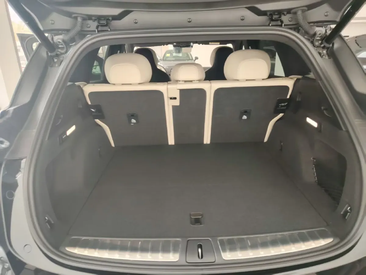 2025 Ford TransitT8 2.3T 174HP L4 8AT,autocango,china used car exporter,china ev exporter,chinese used car exporter,chinese used ev exporter