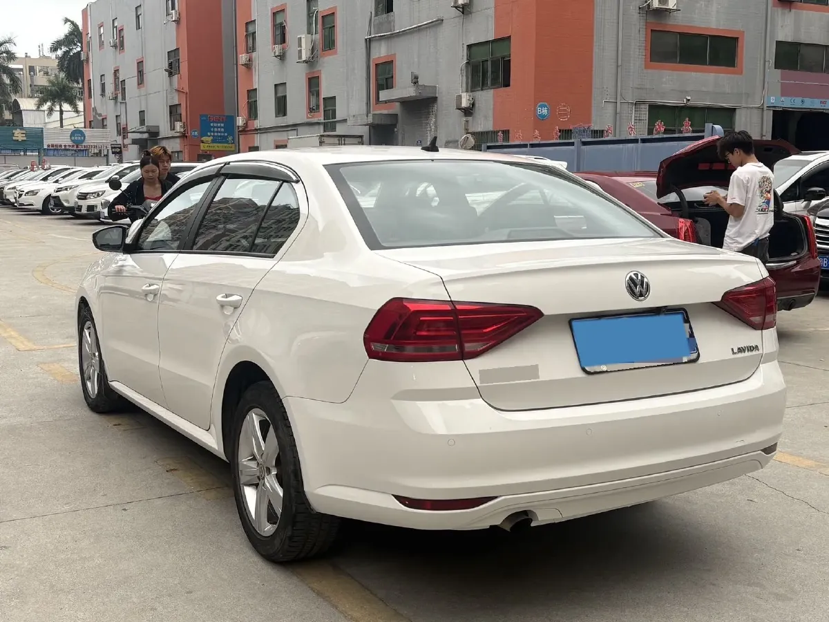 2017 Volkswagen Lavida 1.6L 110HP L4 6AT,autocango,china used car exporter,china ev exporter,chinese used car exporter,chinese used ev exporter