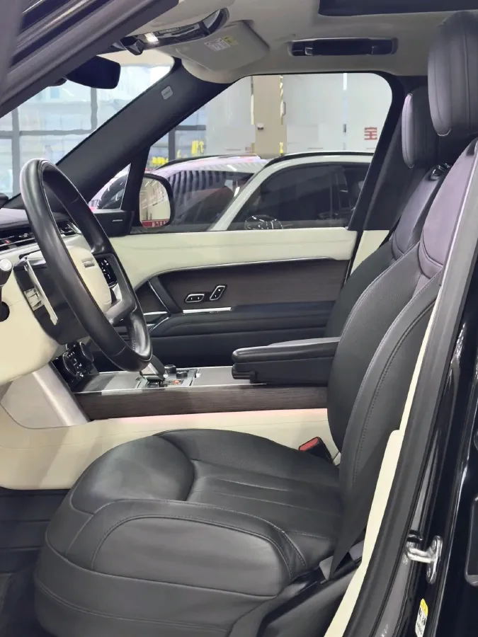 2023 Land Rover Range Rover 3.0T 400HP L6 8AT,autocango,china used car exporter,china ev exporter,chinese used car exporter,chinese used ev exporter