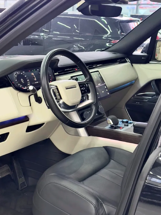 2023 Land Rover Range Rover 3.0T 400HP L6 8AT,autocango,china used car exporter,china ev exporter,chinese used car exporter,chinese used ev exporter