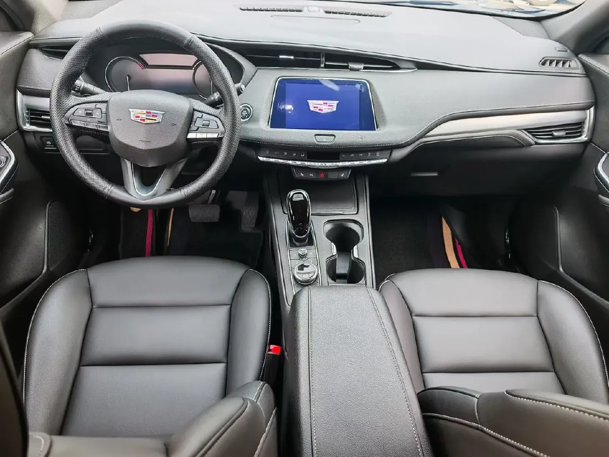 2020 Cadillac XT4 2.0T 241HP L4 9AT,autocango,china used car exporter,china ev exporter,chinese used car exporter,chinese used ev exporter