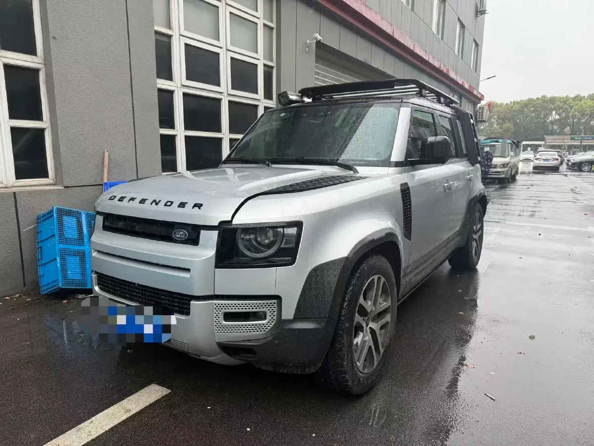 2023 Land Rover Defender 3.0T 400HP L6 8AT,autocango,china used car exporter,china ev exporter,chinese used car exporter,chinese used ev exporter