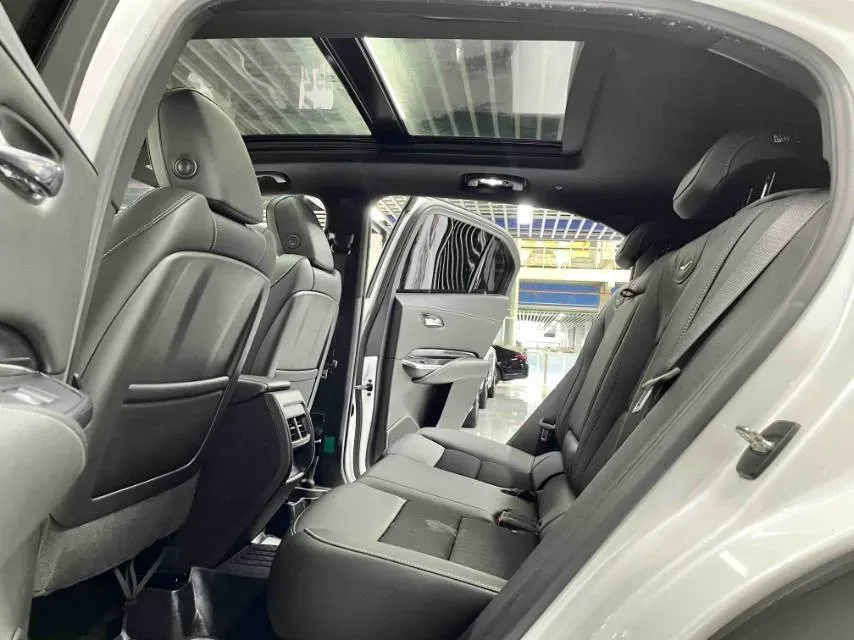 2018 Cadillac XT4 2.0T 241HP L4 9AT,autocango,china used car exporter,china ev exporter,chinese used car exporter,chinese used ev exporter