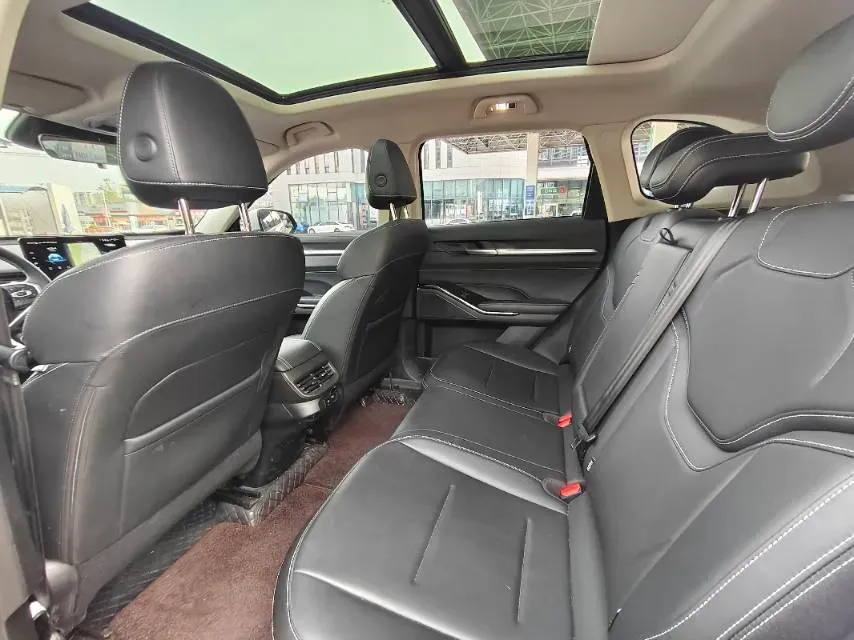 2021 Haval H6 2.0T 211HP L4 7DCT,autocango,china used car exporter,china ev exporter,chinese used car exporter,chinese used ev exporter