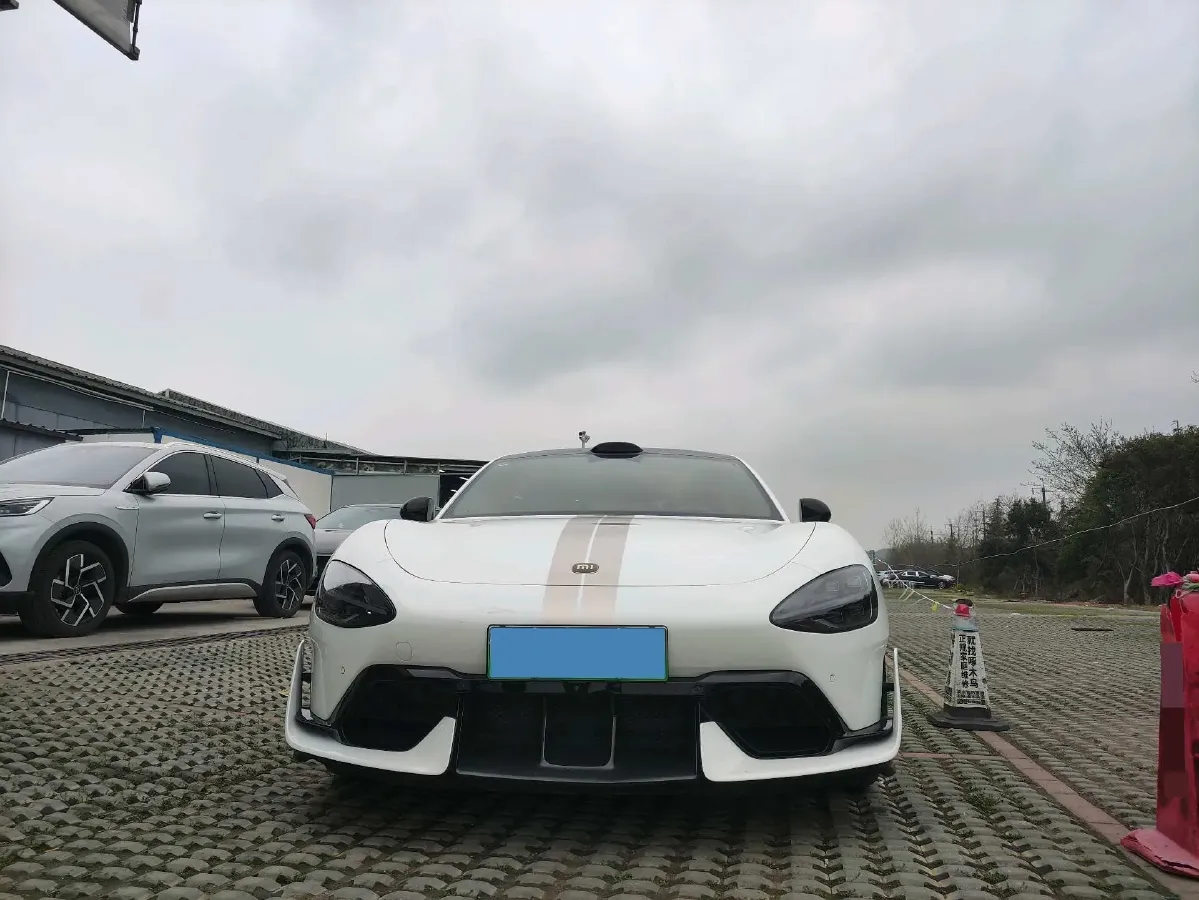 2025 MI SU7 Ultra BEV 93.7KWH,autocango,china used car exporter,china ev exporter,chinese used car exporter,chinese used ev exporter