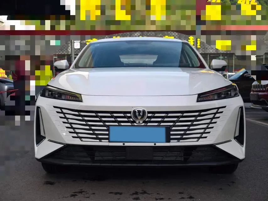 2025 ChangAn EadoPHEV 1.5L 98HP L4 E-CVT PHEV,autocango,china used car exporter,china ev exporter,chinese used car exporter,chinese used ev exporter