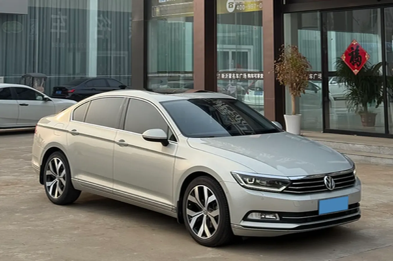 2018 Volkswagen Magotan 1.8T 180HP L4 7DCT,autocango,china used car exporter,china ev exporter,chinese used car exporter,chinese used ev exporter