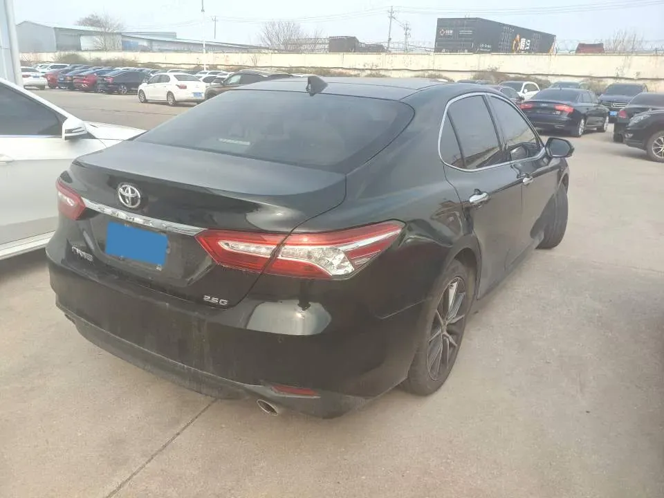 2021 Toyota Camry 2.5L 209HP L4 8AT,autocango,china used car exporter,china ev exporter,chinese used car exporter,chinese used ev exporter