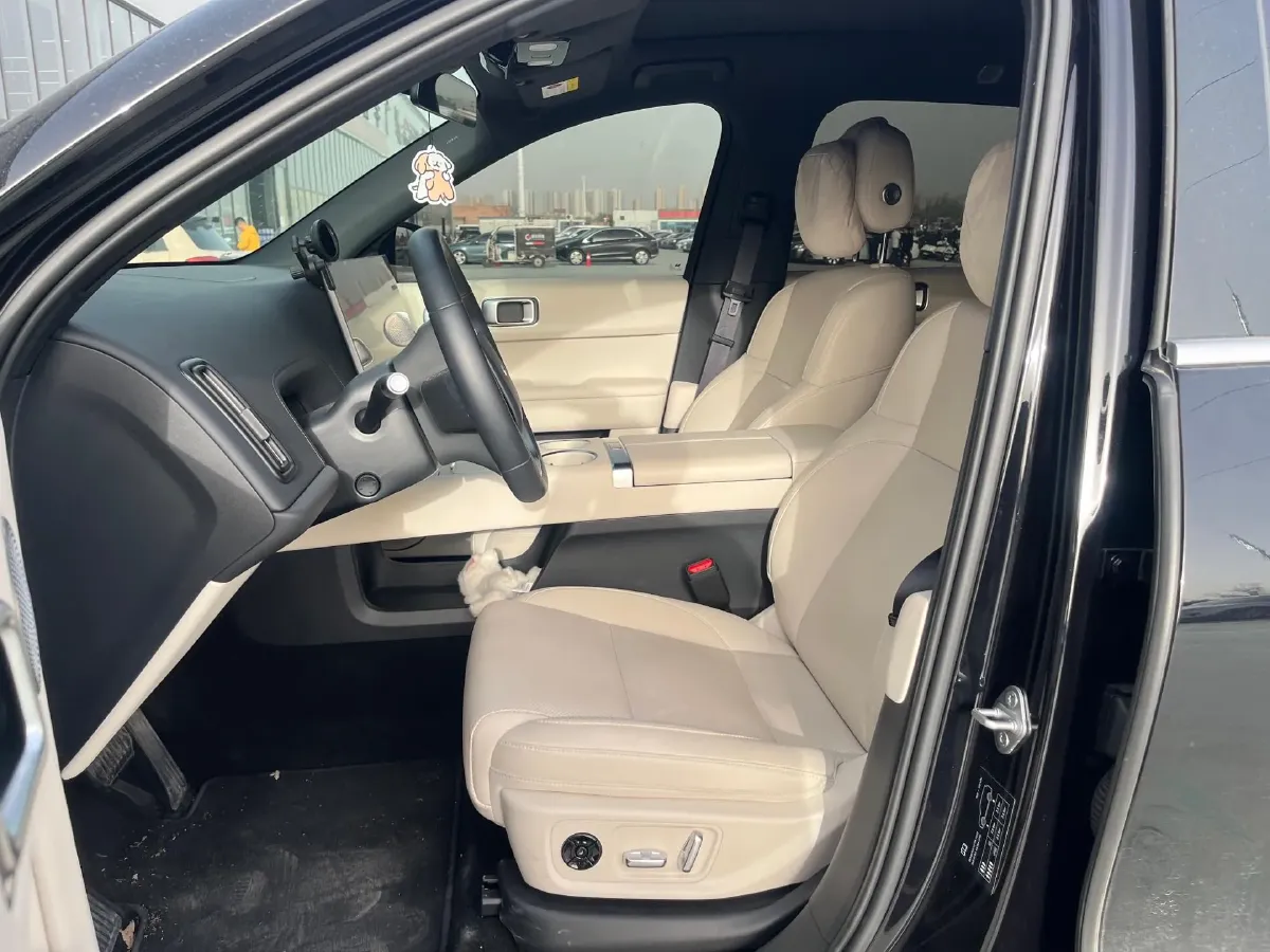 2024 Li L6 Range Extended 154HP L4 REEV 36.8KWH,autocango,china used car exporter,china ev exporter,chinese used car exporter,chinese used ev exporter