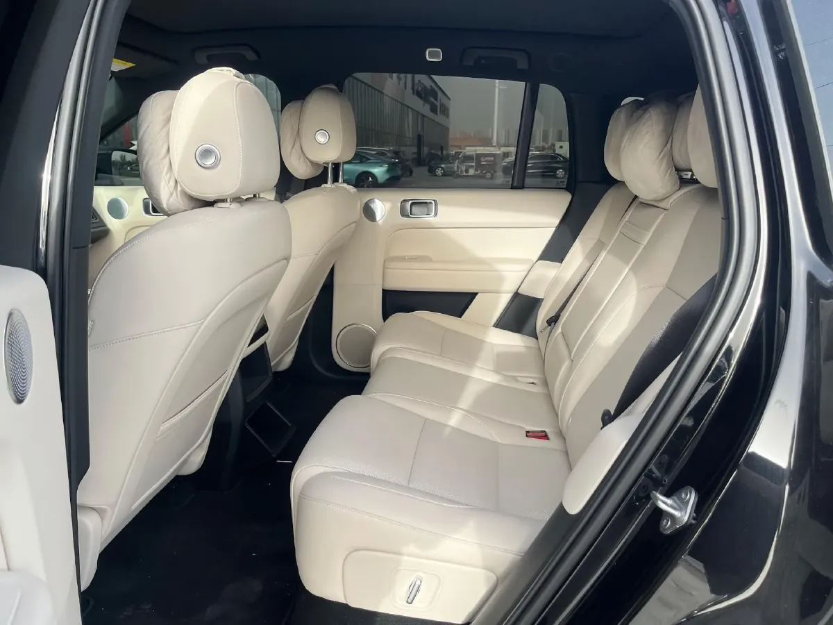 2024 Li L6 Range Extended 154HP L4 REEV 36.8KWH,autocango,china used car exporter,china ev exporter,chinese used car exporter,chinese used ev exporter