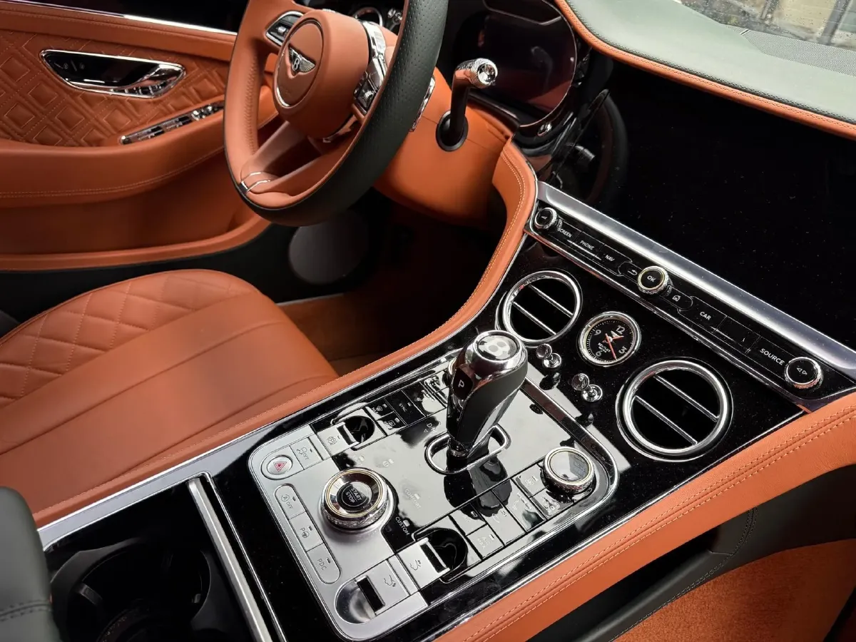 2020 Bentley Continental 4.0T 549HP V8 8DCT,autocango,china used car exporter,china ev exporter,chinese used car exporter,chinese used ev exporter