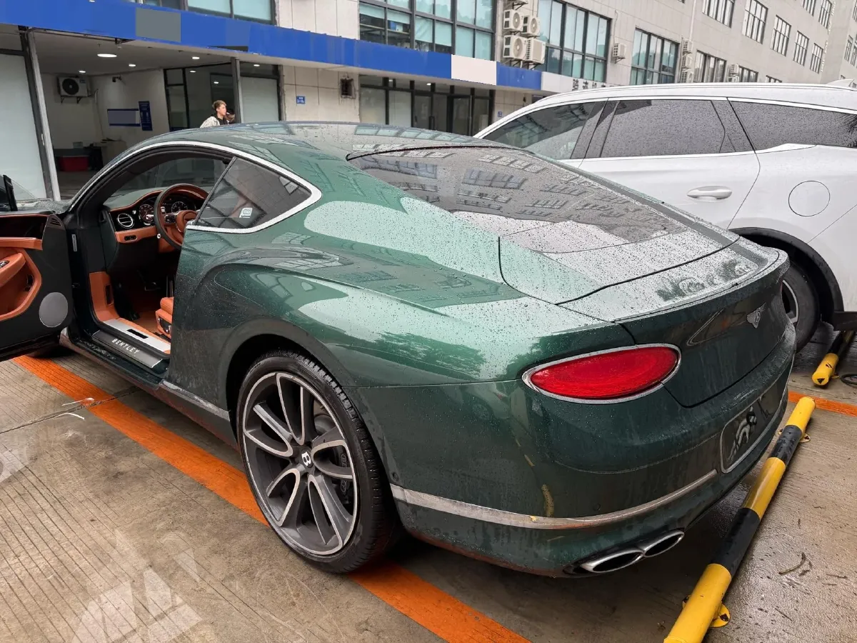 2020 Bentley Continental 4.0T 549HP V8 8DCT,autocango,china used car exporter,china ev exporter,chinese used car exporter,chinese used ev exporter