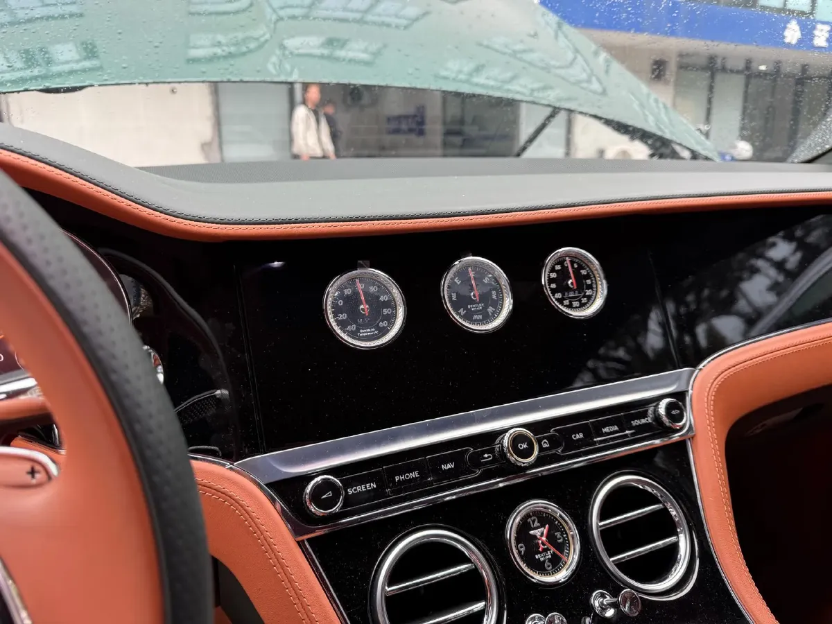 2020 Bentley Continental 4.0T 549HP V8 8DCT,autocango,china used car exporter,china ev exporter,chinese used car exporter,chinese used ev exporter