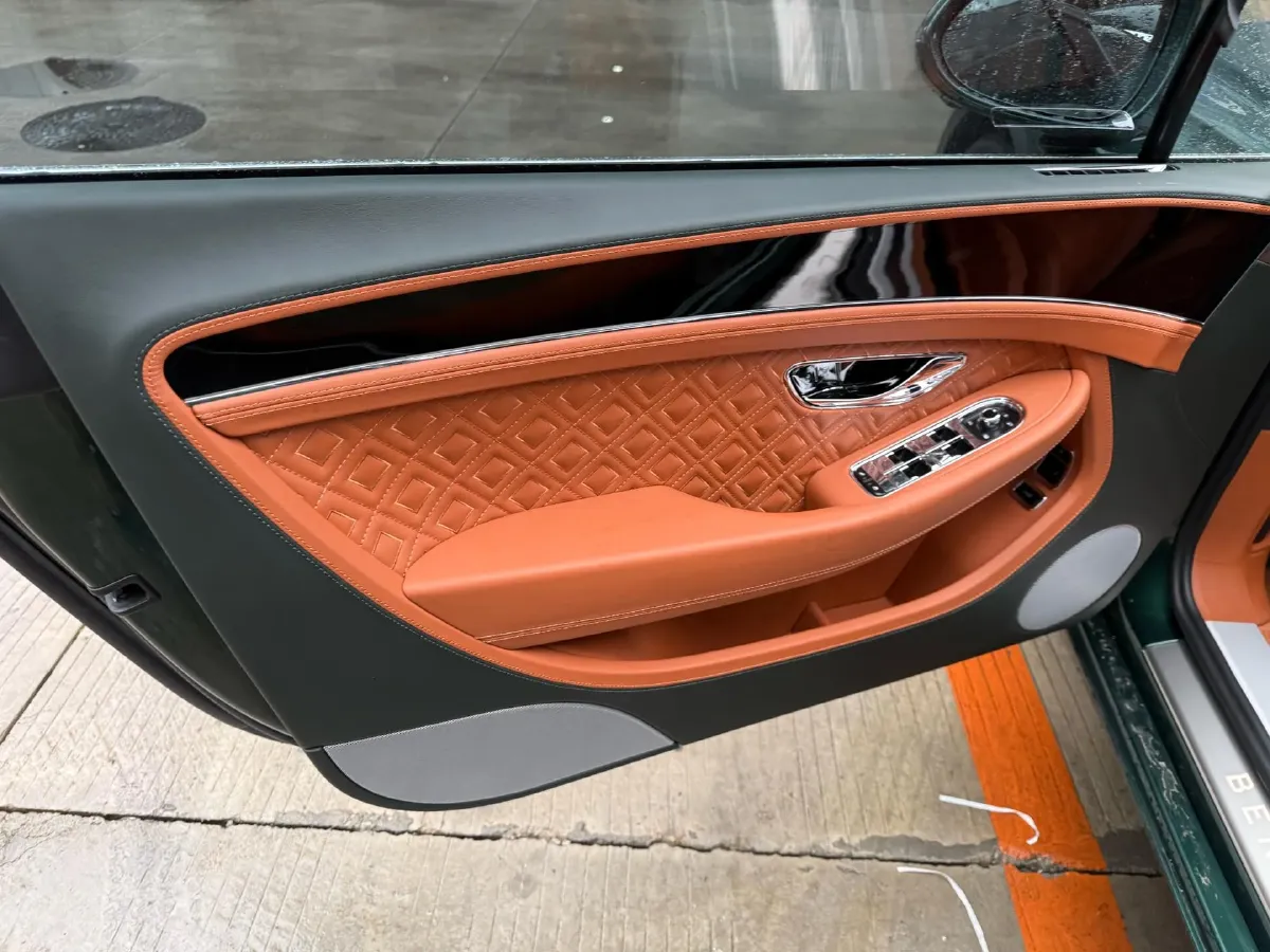 2020 Bentley Continental 4.0T 549HP V8 8DCT,autocango,china used car exporter,china ev exporter,chinese used car exporter,chinese used ev exporter