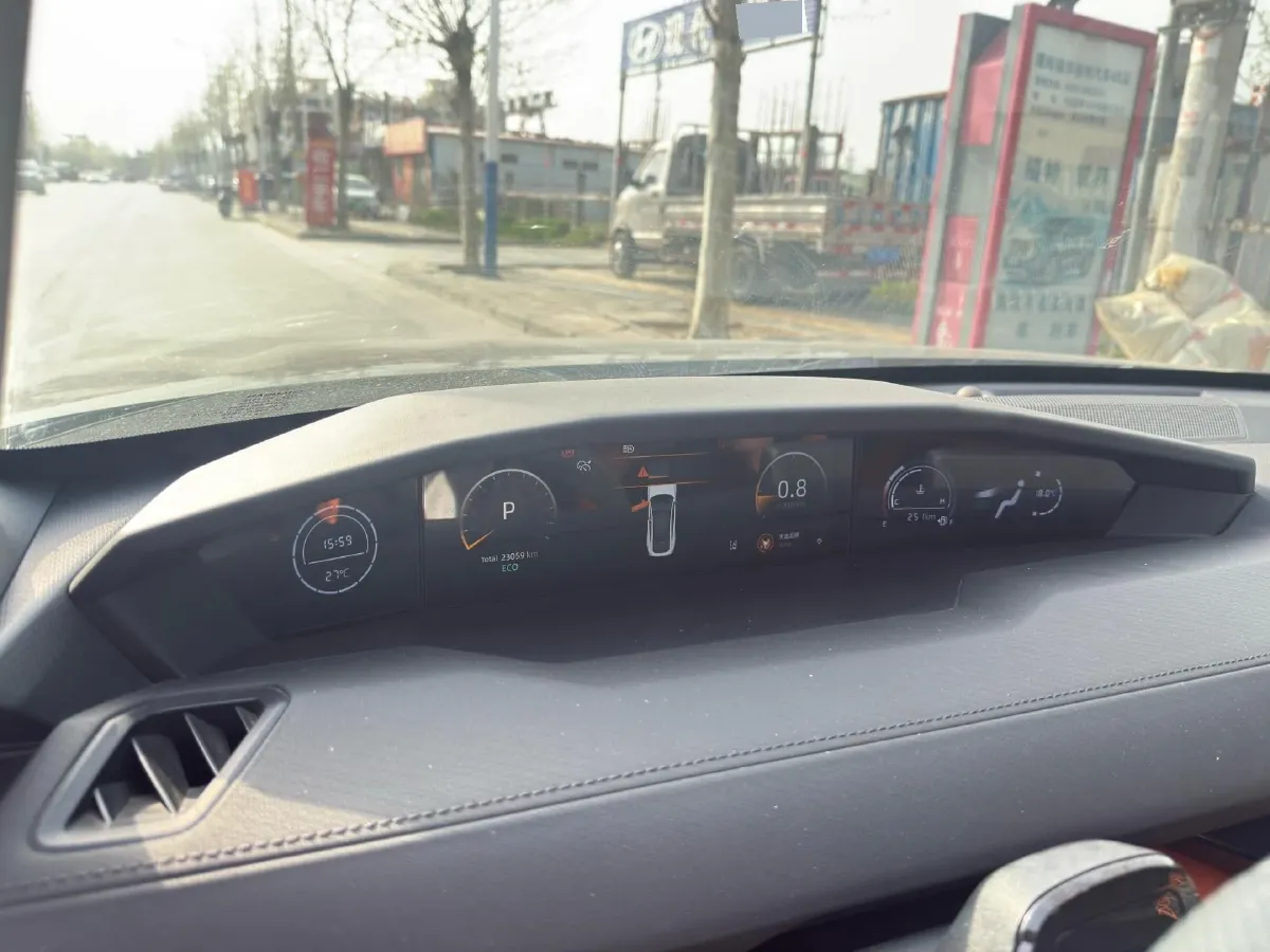 2023 ChangAn UNI-V 1.5T 188HP L4 7DCT,autocango,china used car exporter,china ev exporter,chinese used car exporter,chinese used ev exporter