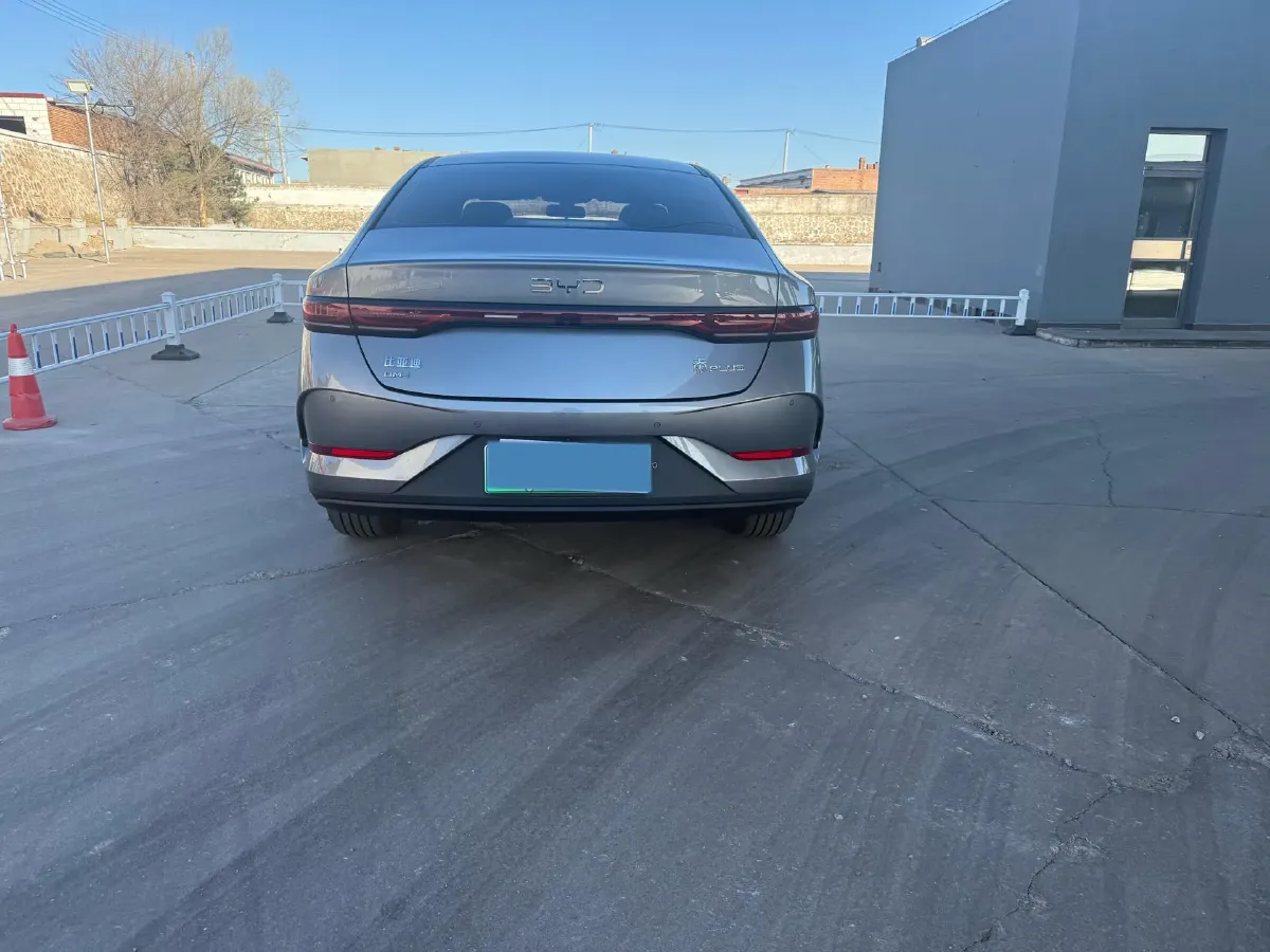 2025 BYD Qin Plus 1.5L 101HP L4 E-CVT PHEV 7.68KWH,autocango,china used car exporter,china ev exporter,chinese used car exporter,chinese used ev exporter