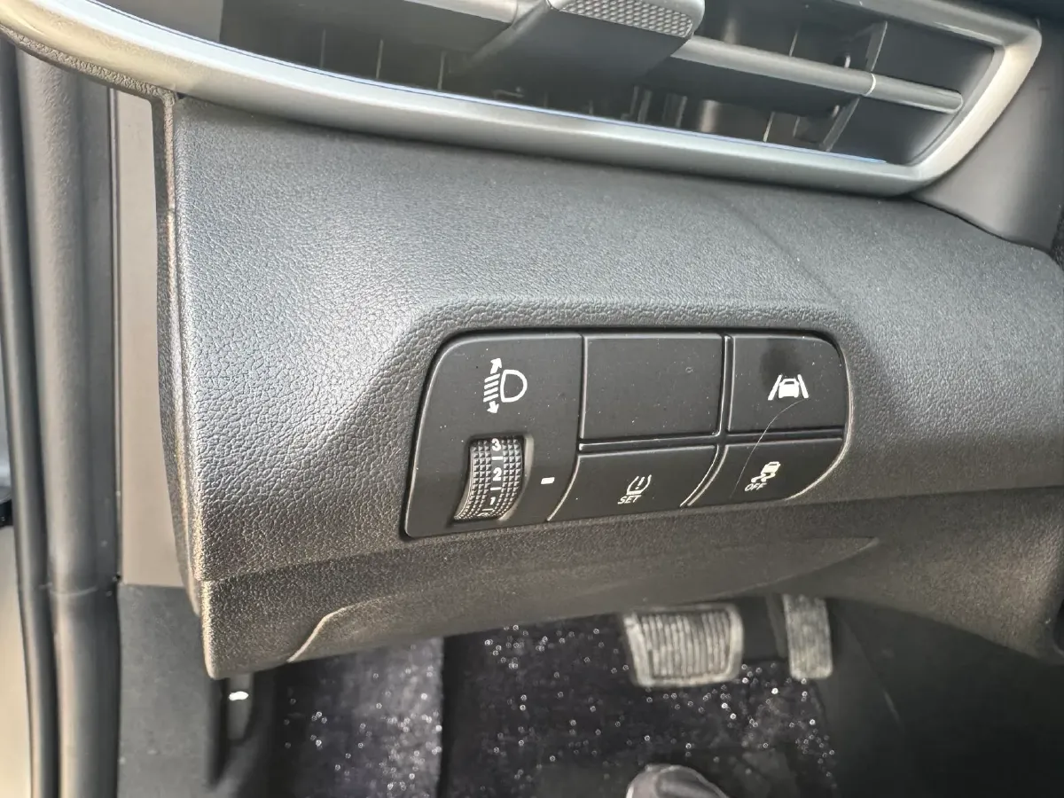 2022 Hyundai Elantra 1.5L 115HP L4 CVT,autocango,china used car exporter,china ev exporter,chinese used car exporter,chinese used ev exporter