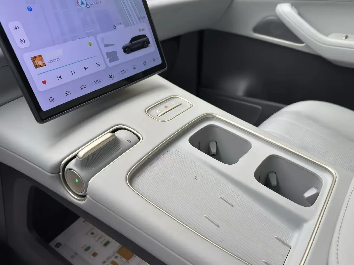 2023 NIO ES8 BEV 75KWH,autocango,china used car exporter,china ev exporter,chinese used car exporter,chinese used ev exporter