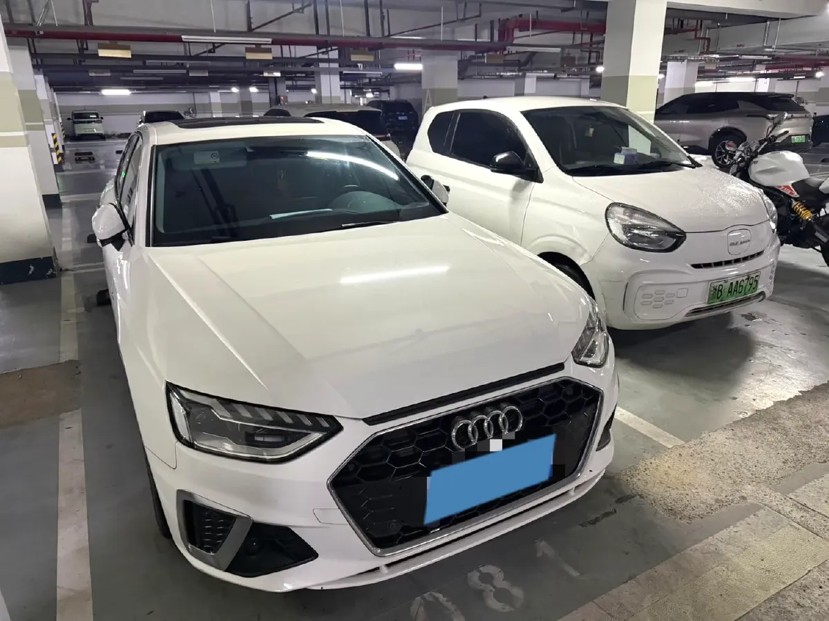 2020 Audi A4L 2.0T 190HP L4 7DCT,autocango,china used car exporter,china ev exporter,chinese used car exporter,chinese used ev exporter