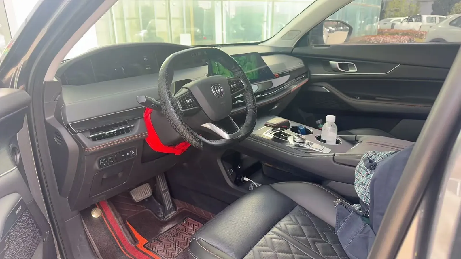 2021 ChangAn UNI-K 2.0T 233HP L4 8AT,autocango,china used car exporter,china ev exporter,chinese used car exporter,chinese used ev exporter