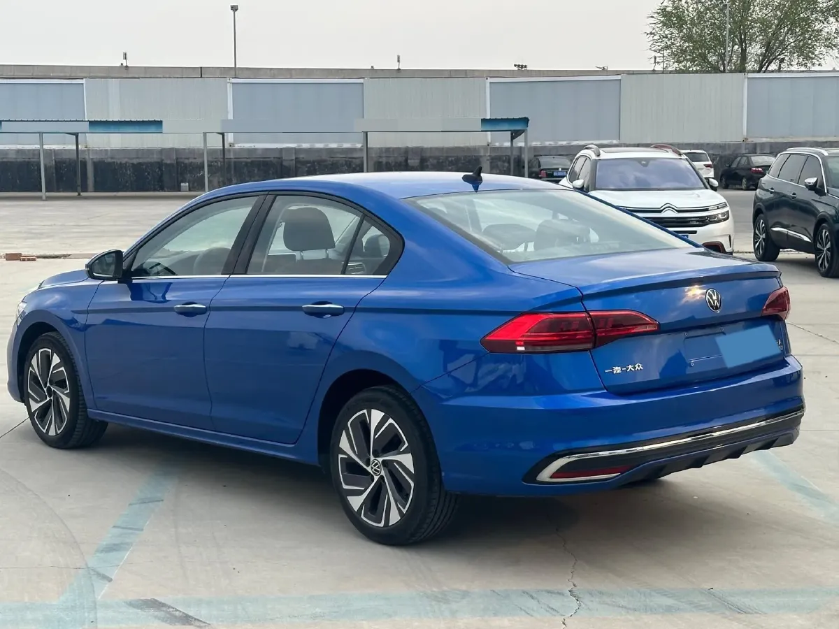 2023 Volkswagen Bora 1.2T 116HP L4 7DCT,autocango,china used car exporter,china ev exporter,chinese used car exporter,chinese used ev exporter