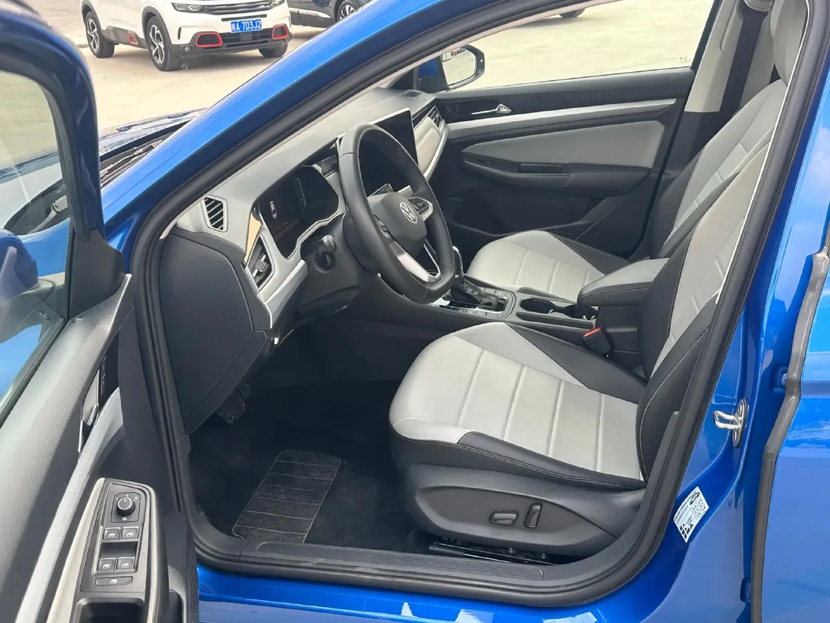 2023 Volkswagen Bora 1.2T 116HP L4 7DCT,autocango,china used car exporter,china ev exporter,chinese used car exporter,chinese used ev exporter