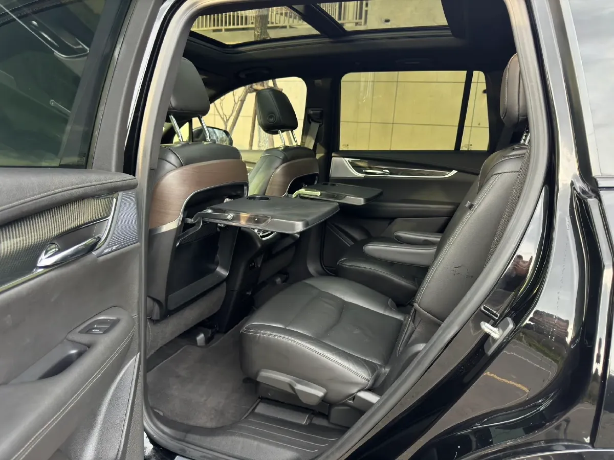 2020 Cadillac XT6 2.0T 237HP L4 9AT,autocango,china used car exporter,china ev exporter,chinese used car exporter,chinese used ev exporter