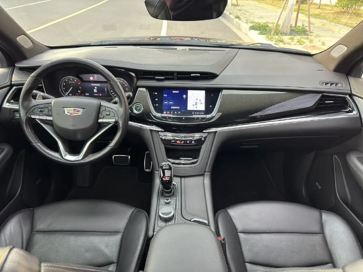 2020 Cadillac XT6 2.0T 237HP L4 9AT,autocango,china used car exporter,china ev exporter,chinese used car exporter,chinese used ev exporter