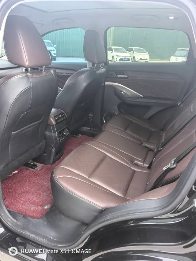 2021 WEY VV6 2.0T 227HP L4 7DCT,autocango,china used car exporter,china ev exporter,chinese used car exporter,chinese used ev exporter