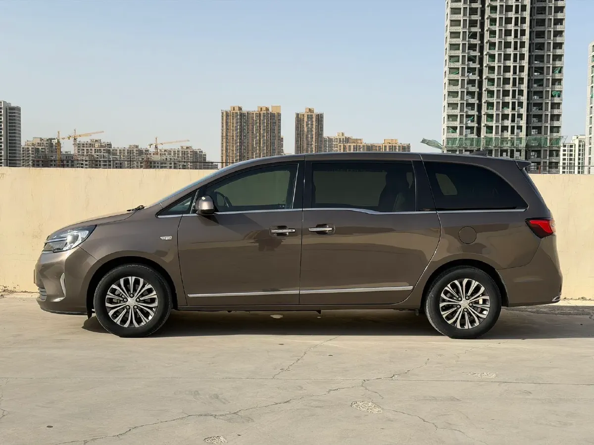 2021 Buick GL8 2.0T 237HP L4 9AT,autocango,china used car exporter,china ev exporter,chinese used car exporter,chinese used ev exporter